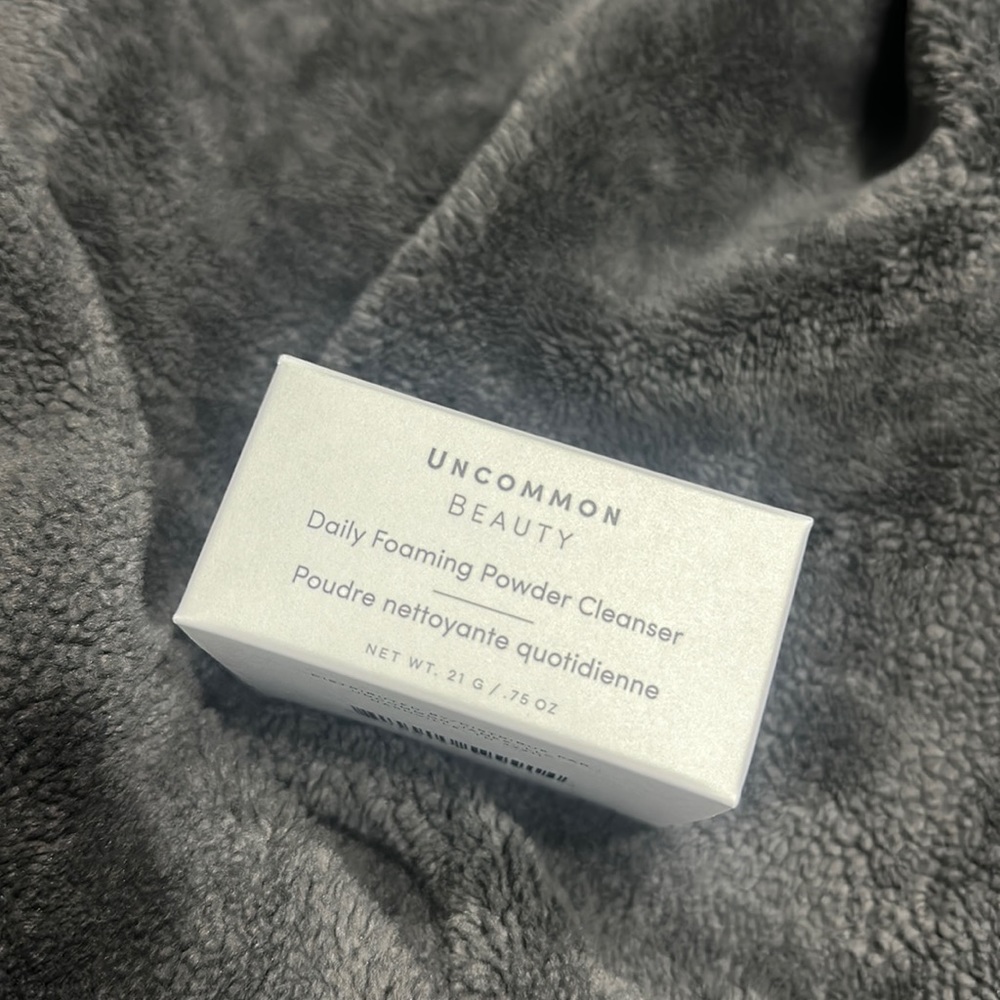 Daily Foaming Powder Cleanser